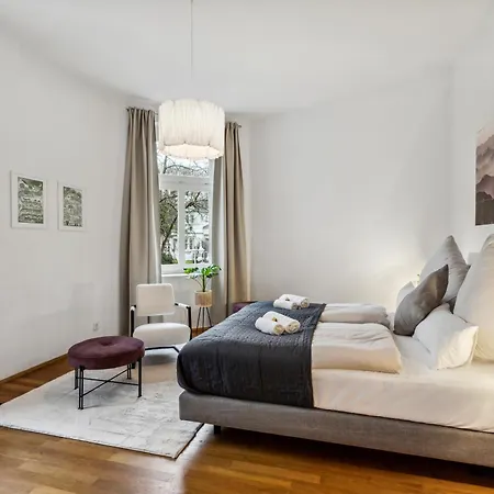 Wohnliebe1 - Stilvoll - Klinik & Therme - Lage Lägenhet